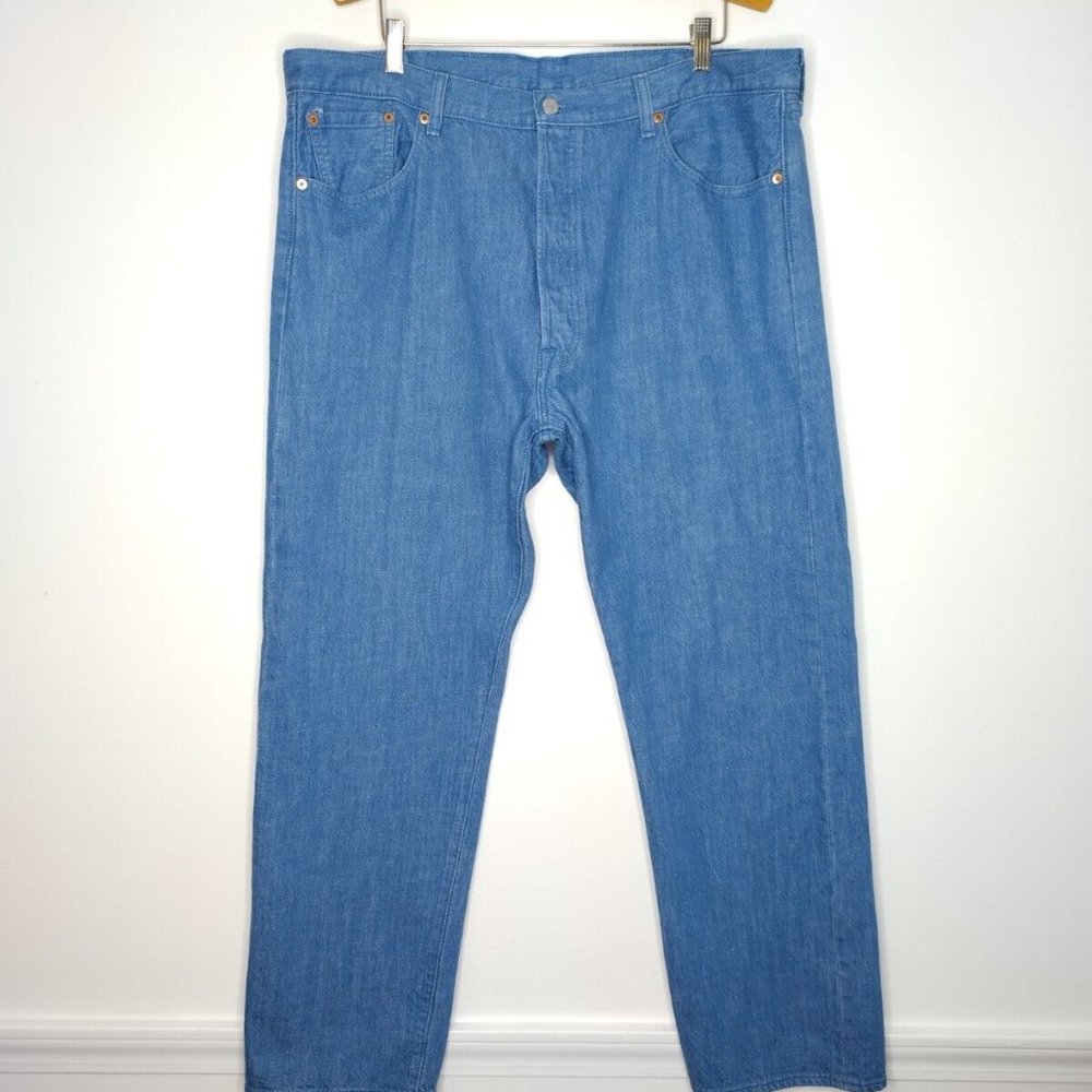 Levi's 501 Men's Size 42x32 (40X30) White Oak Cone Denim Blue Button Fly Jeans